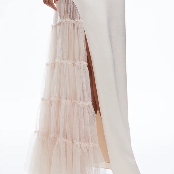 Alice + Olivia - RYN SLIT TULLE PANEL MAXI DRESS - Size 10 - Picture 9 of 9